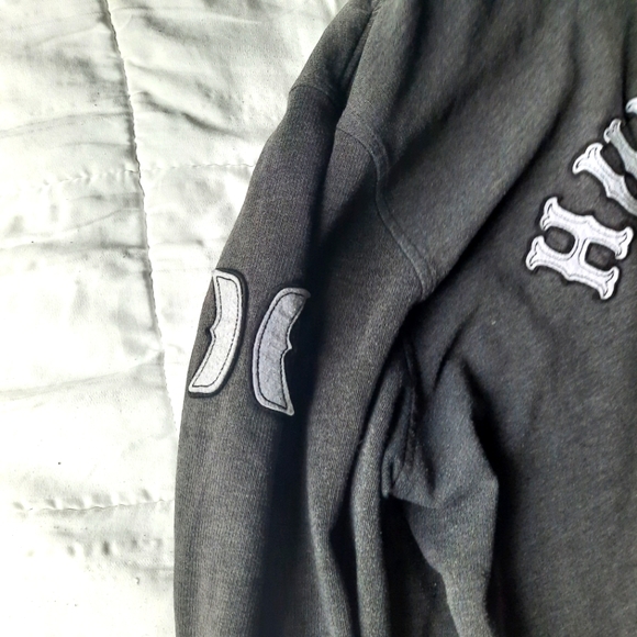 Vintage Hurley zip up - Picture 4 of 7